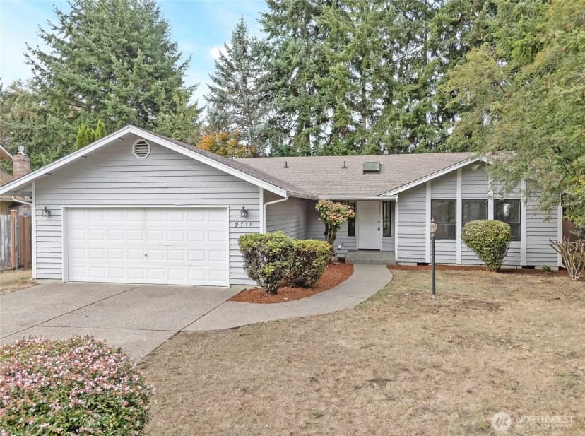 Property photo for 9711 Onyx Drive Sw, Lakewood photo 32