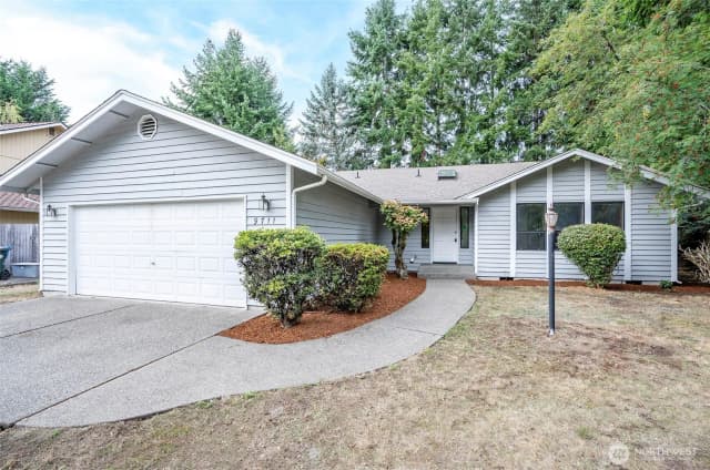 Property photo for 9711 Onyx Drive Sw, Lakewood photo 2