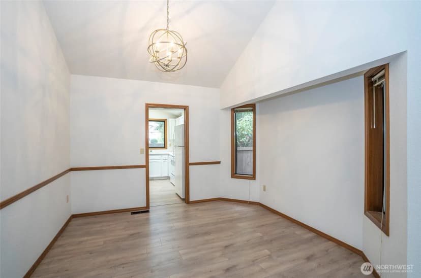 Property photo for 9711 Onyx Drive Sw, Lakewood photo 9