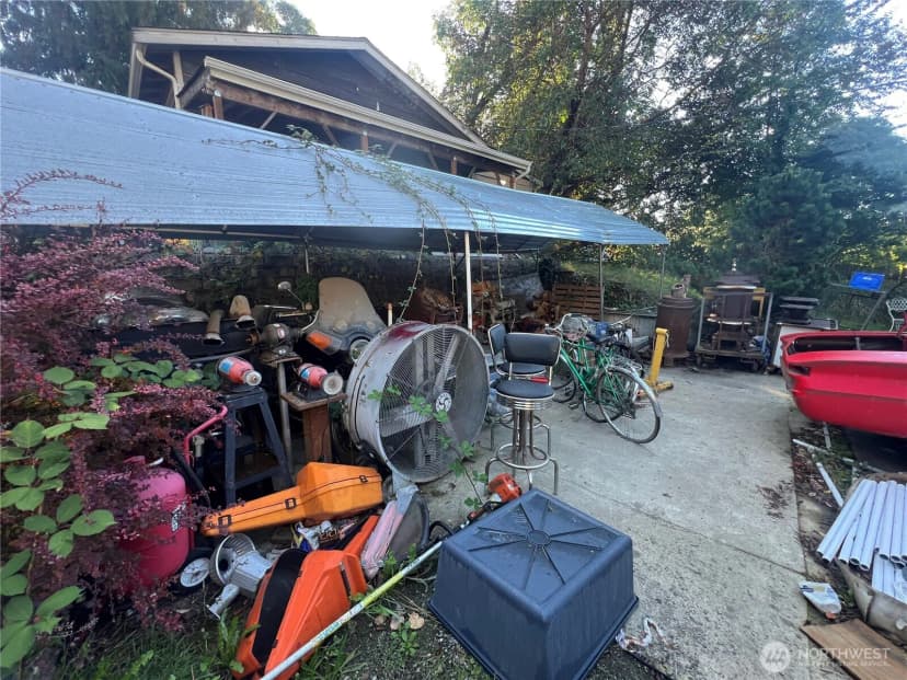 Property photo for 12053 3rd Avenue S, Seattle photo 32