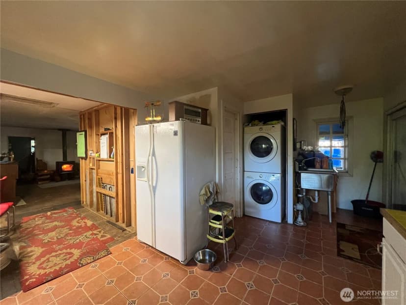 Property photo for 12053 3rd Avenue S, Seattle photo 11