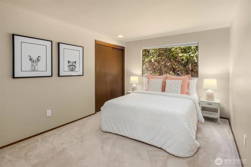 Property photo for 15713 37th Avenue Ne, Lake Forest Park photo 19