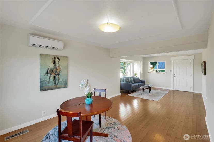 Property photo for 1709 Sw Cloverdale Street, Seattle photo 27