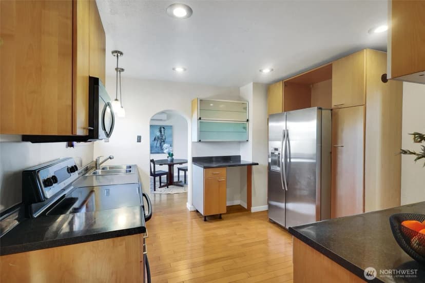 Property photo for 1709 Sw Cloverdale Street, Seattle photo 29