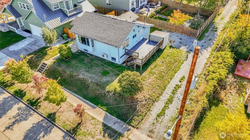 Property photo for 1709 Sw Cloverdale Street, Seattle photo 17