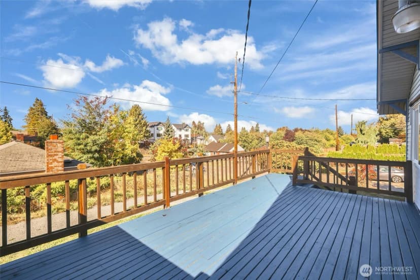 Property photo for 1709 Sw Cloverdale Street, Seattle photo 11