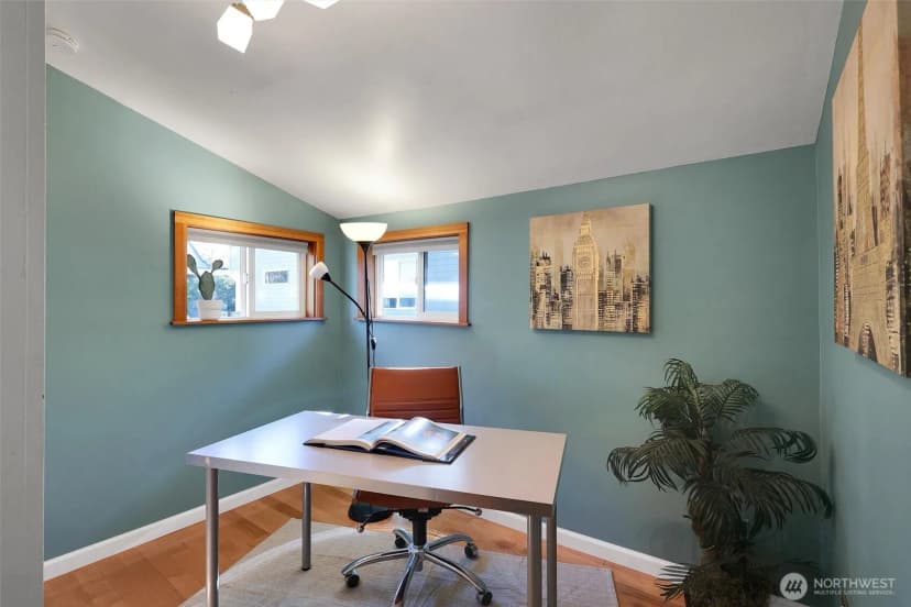 Property photo for 1709 Sw Cloverdale Street, Seattle photo 9