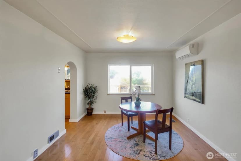 Property photo for 1709 Sw Cloverdale Street, Seattle photo 26