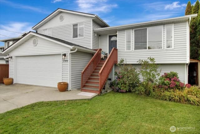 Property photo for 27410 100th Avenue Nw, Stanwood