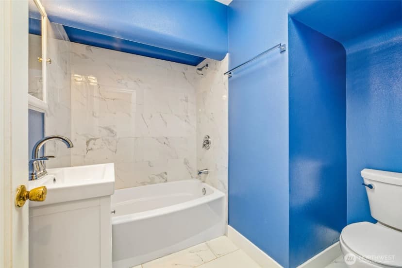 Property photo for 10713 15th Ave Ne, Seattle photo 12