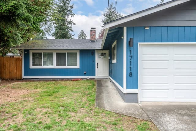 Property photo for 17118 17th Avenue Ct E, Spanaway photo 3