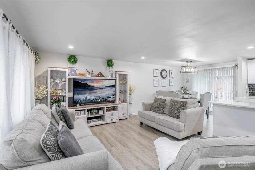 Property photo for 17118 17th Avenue Ct E, Spanaway photo 11