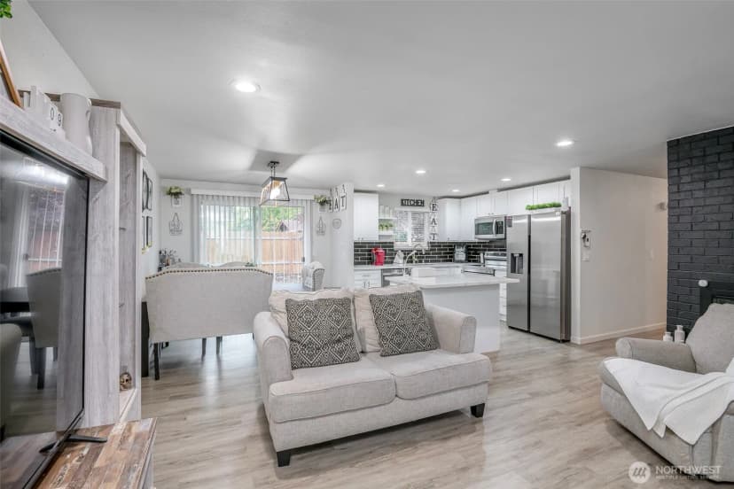 Property photo for 17118 17th Avenue Ct E, Spanaway photo 10