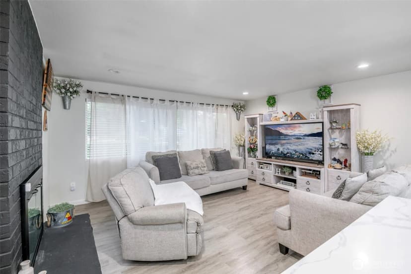 Property photo for 17118 17th Avenue Ct E, Spanaway photo 12