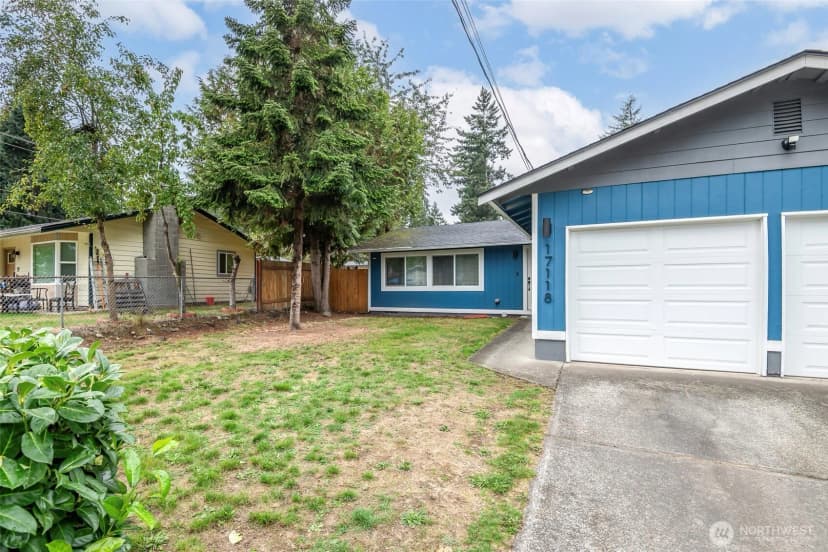 Property photo for 17118 17th Avenue Ct E, Spanaway photo 2
