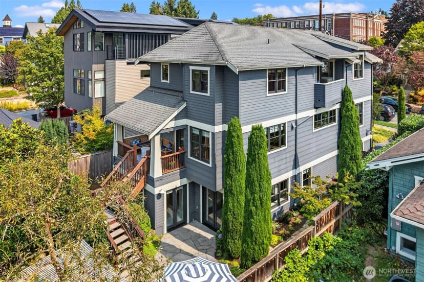 Property photo for 4029 Ashworth Avenue N, Seattle photo 32