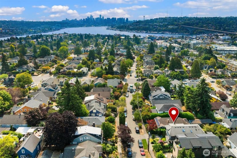 Property photo for 4029 Ashworth Avenue N, Seattle photo 33