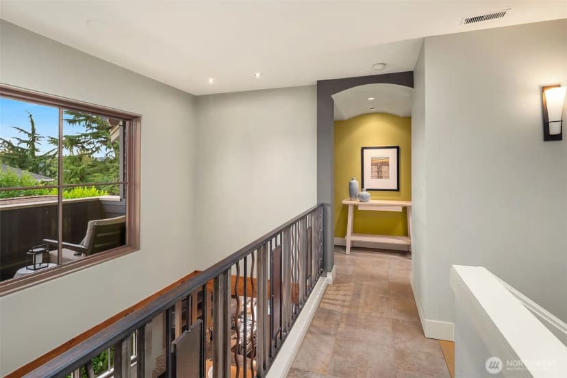 Property photo for 4029 Ashworth Avenue N, Seattle photo 15