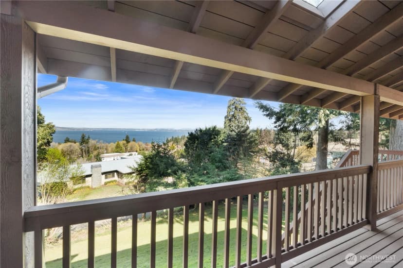 Property photo for 6329 Dash Point Boulevard Ne, Tacoma photo 10