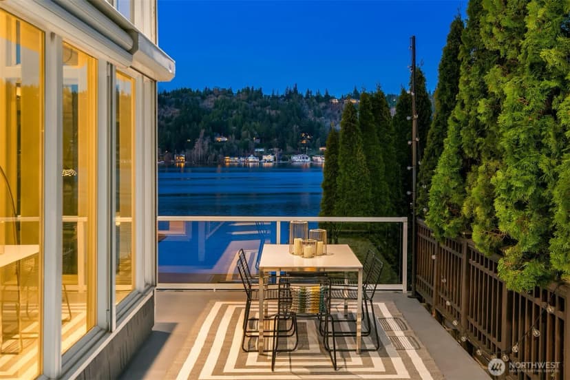 Property photo for 2452 W Lake Sammamish Parkway Ne, Redmond photo 28