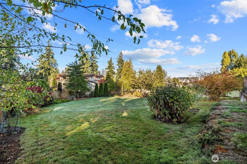 Property photo for 11303 126th Avenue Ne, Kirkland photo 31
