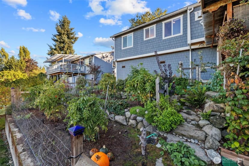 Property photo for 11303 126th Avenue Ne, Kirkland photo 27