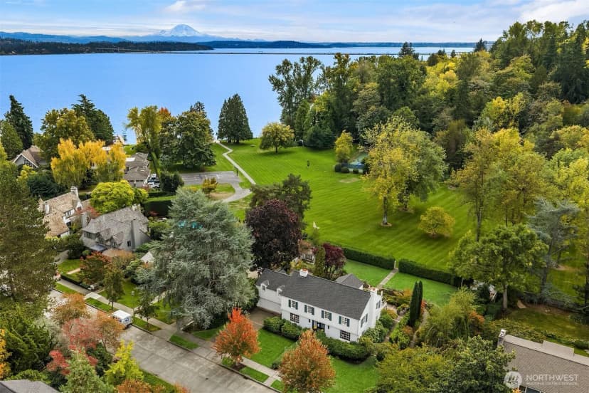 Property photo for 5525 Ne Penrith Road, Seattle photo 33