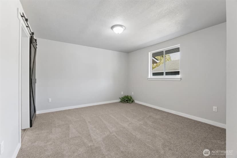 Property photo for 15825 120th Avenue E, Puyallup photo 13