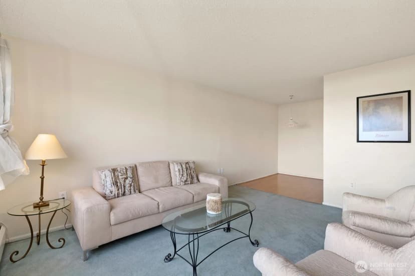 Property photo for 1200 Boylston Avenue #602, Seattle photo 8