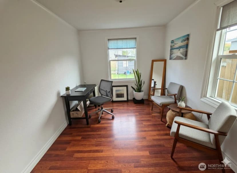 Property photo for 212 Douglas Street, Longview photo 16