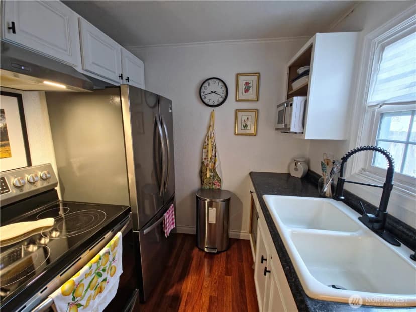 Property photo for 212 Douglas Street, Longview photo 13
