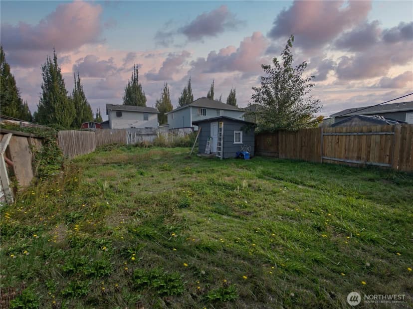 Property photo for 212 Douglas Street, Longview photo 20