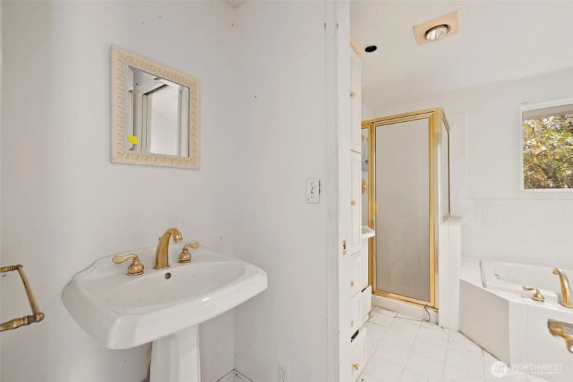 Property photo for 2803 171st Avenue Se, Bellevue photo 10