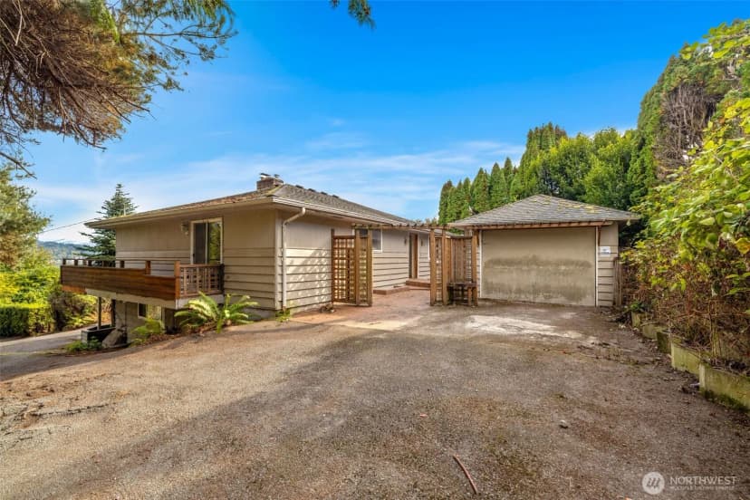 Property photo for 2803 171st Avenue Se, Bellevue photo 6