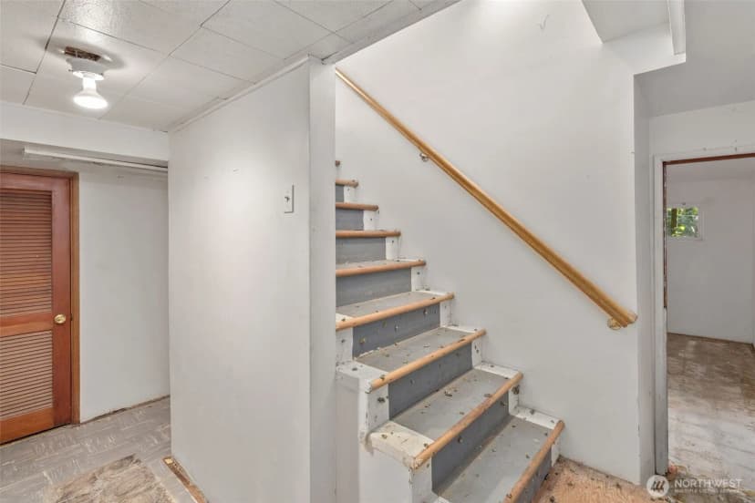 Property photo for 2803 171st Avenue Se, Bellevue photo 22