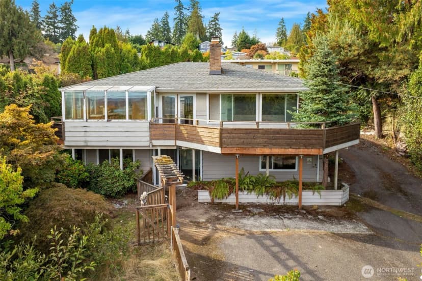 Property photo for 2803 171st Avenue Se, Bellevue photo 4