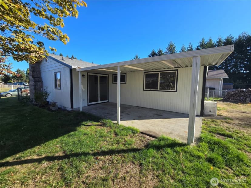 Property photo for 240 170th St E, Spanaway photo 14