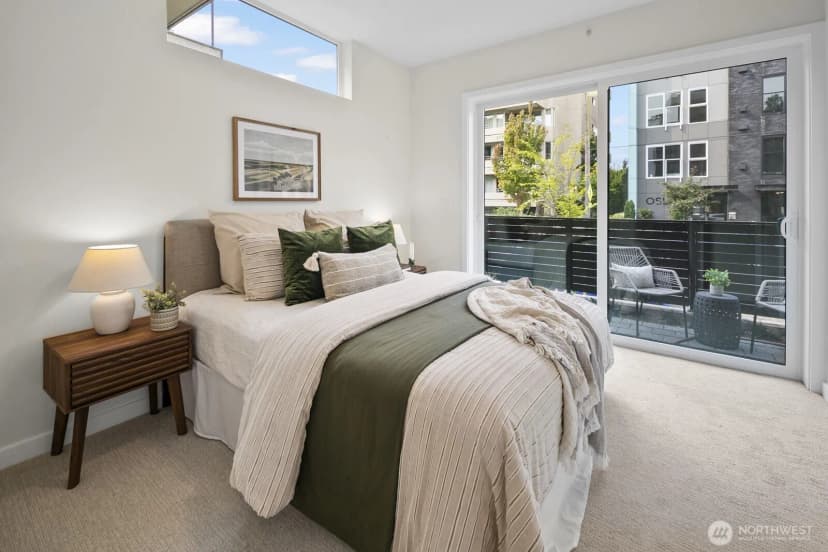 Property photo for 318 A Bellevue Avenue E, Seattle photo 24