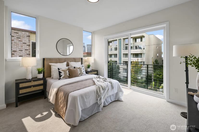 Property photo for 318 A Bellevue Avenue E, Seattle photo 15
