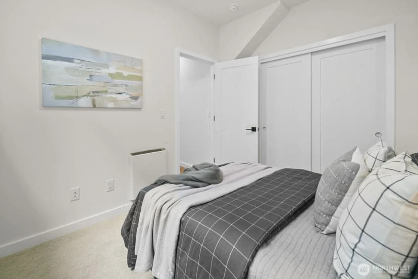 Property photo for 318 A Bellevue Avenue E, Seattle photo 27