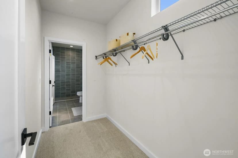 Property photo for 318 A Bellevue Avenue E, Seattle photo 19