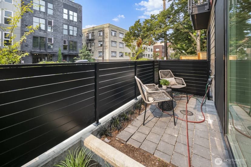 Property photo for 318 A Bellevue Avenue E, Seattle photo 12