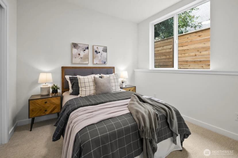 Property photo for 318 A Bellevue Avenue E, Seattle photo 26