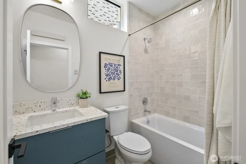 Property photo for 318 A Bellevue Avenue E, Seattle photo 28