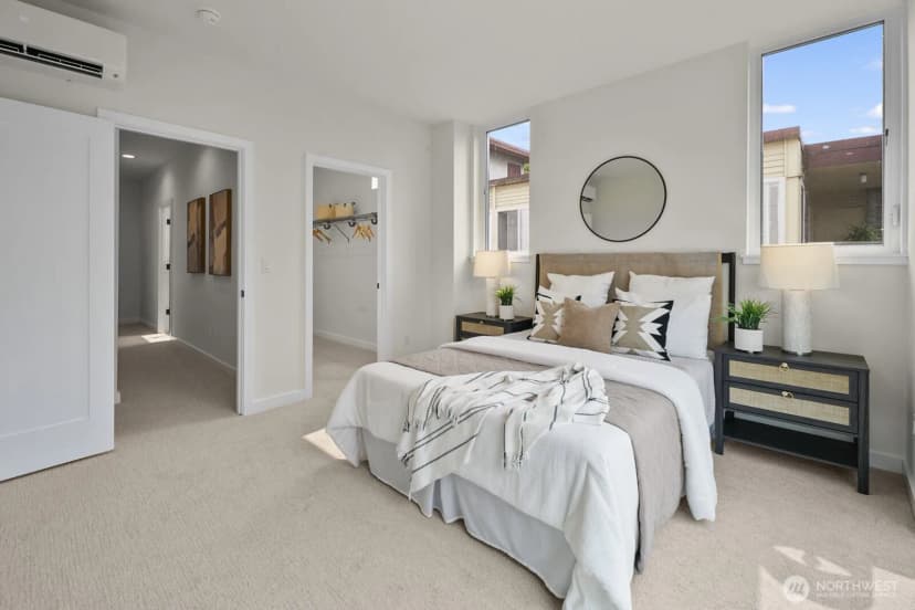 Property photo for 318 A Bellevue Avenue E, Seattle photo 14