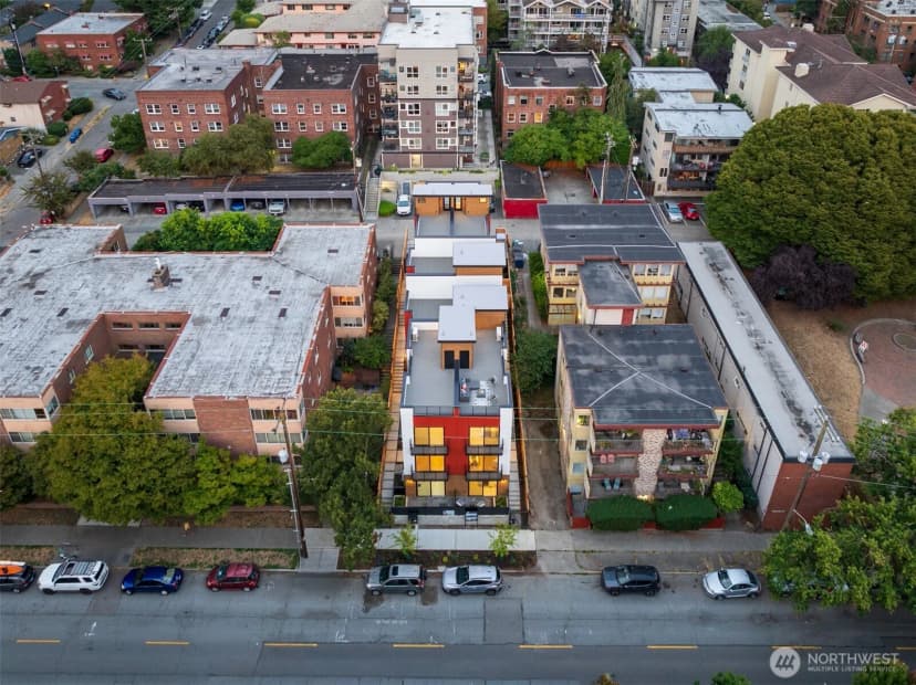 Property photo for 318 A Bellevue Avenue E, Seattle photo 30