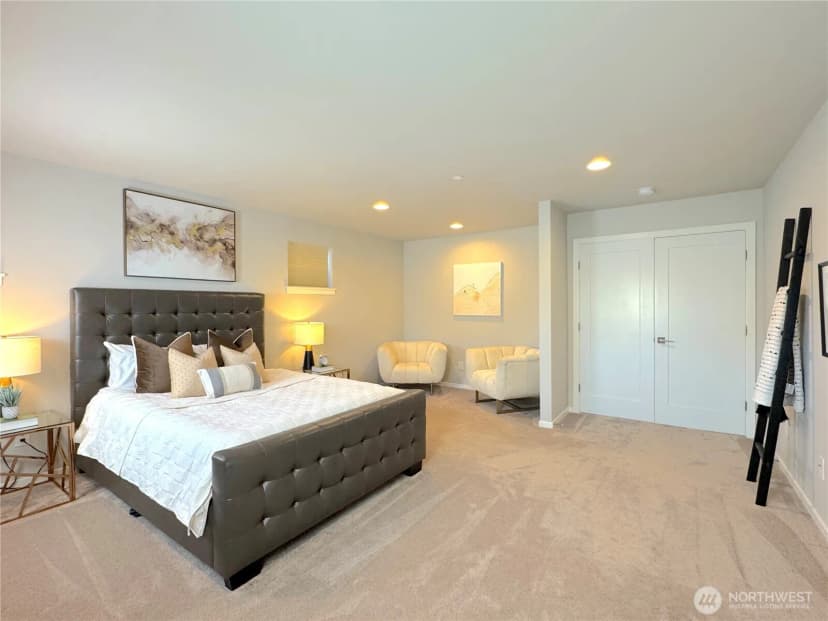 Property photo for 3320 Ne 8th Place, Renton photo 25