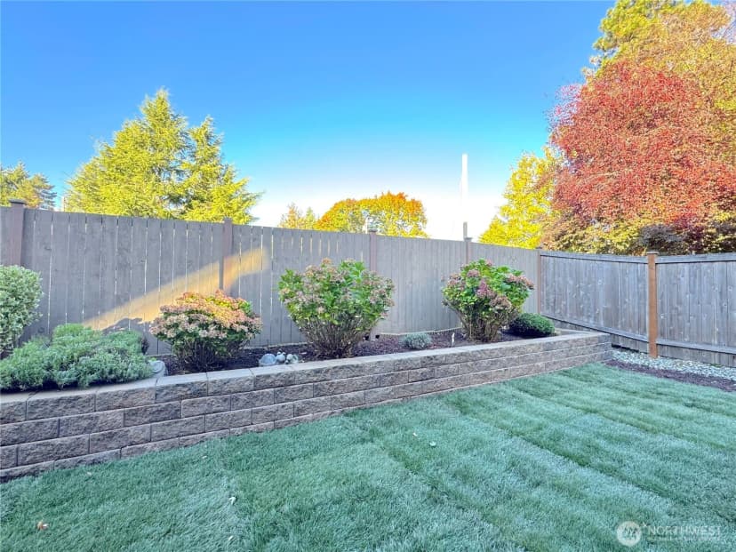 Property photo for 3320 Ne 8th Place, Renton photo 38