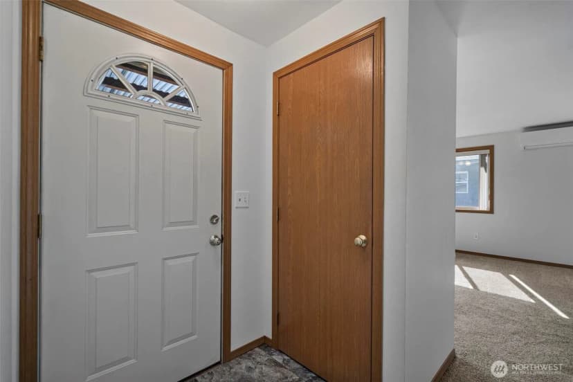 Property photo for 505 N 11th Street, Elma photo 7