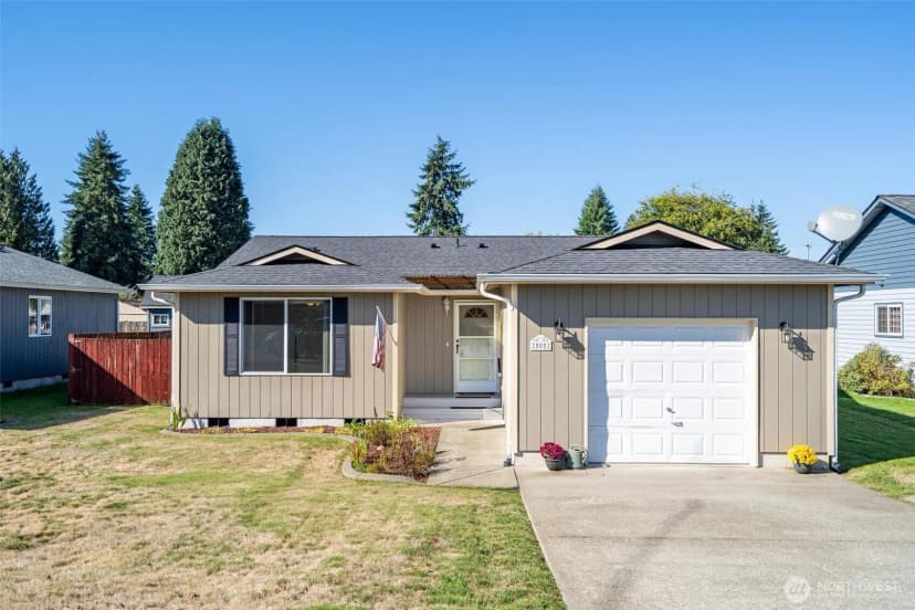 Property photo for 505 N 11th Street, Elma
